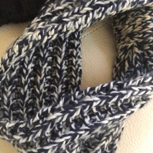 Buy one Get one FREE Knit Winter Head Bands - Picture 8 of 8